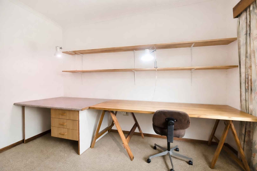 3 Bedroom Property for Sale in Voelklip Western Cape